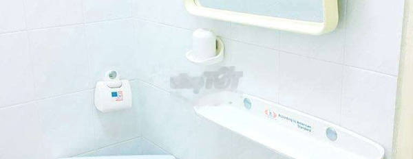 Cho Thuê Phòng Q3.fuff nội thất.cửa sổ và ban công.WC riêng.3tr6 -02