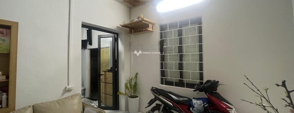 Diện tích gồm 37m2 bán nhà vị trí đẹp tọa lạc tại Nguyễn Văn Linh, Sài Đồng trong nhà gồm 2 PN 1 WC hỗ trợ mọi thủ tục miễn phí, giá mùa dịch.-02