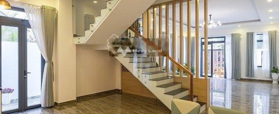 16 tỷ, bán biệt thự diện tích tiêu chuẩn 212m2 vị trí ở An Sơn, Phường 4, hướng Tây, căn nhà bao gồm 6 PN, 6 WC cảm ơn đã xem tin.-02