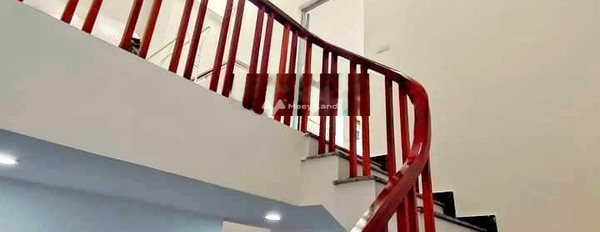 Diện tích 40m2 bán nhà ở vị trí thuận tiện Giáp Nhị, Hà Nội tổng quan nhà gồm có 5 phòng ngủ 3 WC hãy nhấc máy gọi ngay-03