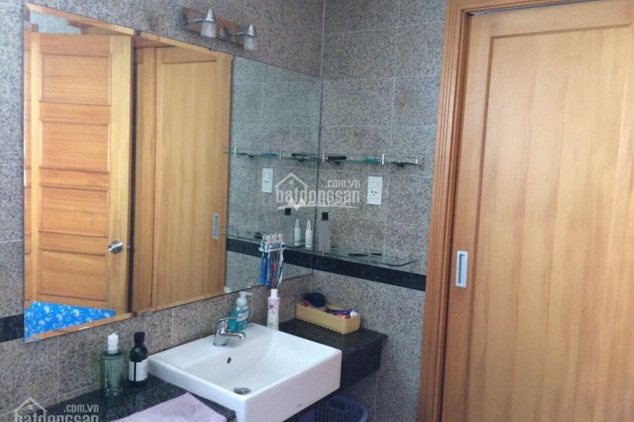 Tổng giá 3.1 tỷ, bán chung cư với diện tích là 129m2 tại Nguyễn Hữu Thọ, Phước Kiển, trong căn hộ gồm có 3 phòng ngủ, 3 WC không ngập nước-01