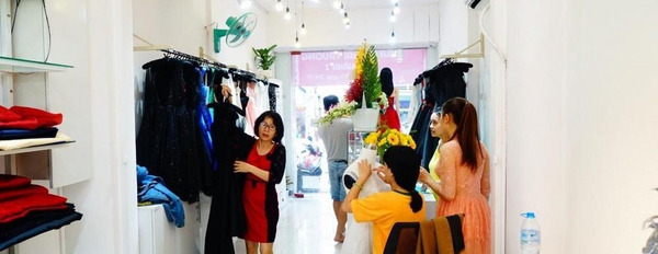 Sang nhượng shop thời trang tại mặt tiền đường Lê Văn Sỹ, quận 3, diện tích 50m2, 25triệu/tháng-02