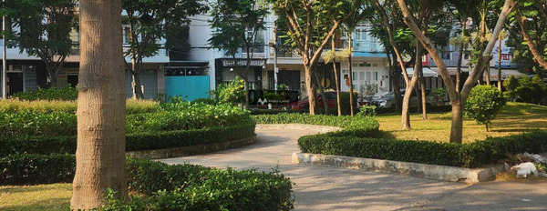 Cho thuê nhà mặt tiền khu Bình Phú đối diện công viên, DT 4m x 21m, trệt 2 lầu giá 25tr/t TL -02