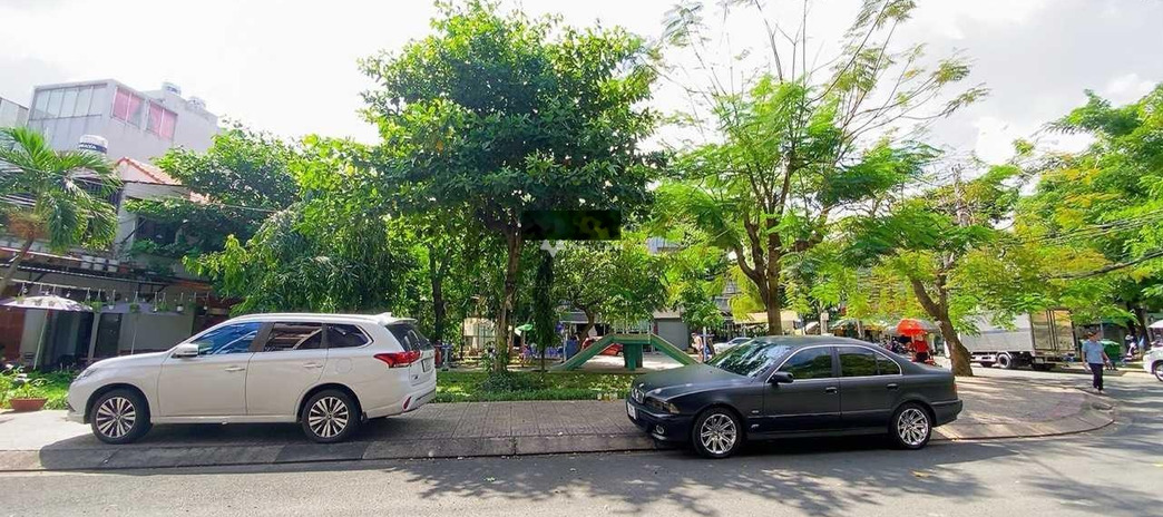 Diện tích chuẩn 72m2 bán nhà vị trí đặt tọa lạc ngay trên Phan Đình Phùng, Tân Phú nhà tổng quan gồm 4 phòng ngủ 5 WC cảm ơn đã xem tin