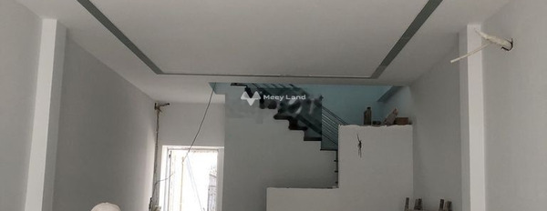 Diện tích gồm 75m2, cho thuê nhà ở vị trí đặt tọa lạc ngay ở Phạm Văn Đồng, Hồ Chí Minh, trong căn này có 5 PN, 4 WC tin chính chủ-03