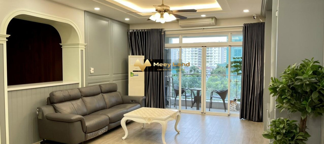 Diện tích sàn là 128m2, bán chung cư giá cực ưu đãi 6 tỷ vị trí đẹp gần Phường Tân Phong, Hồ Chí Minh, căn hộ bao gồm 3 PN, 2 WC, giá siêu rẻ