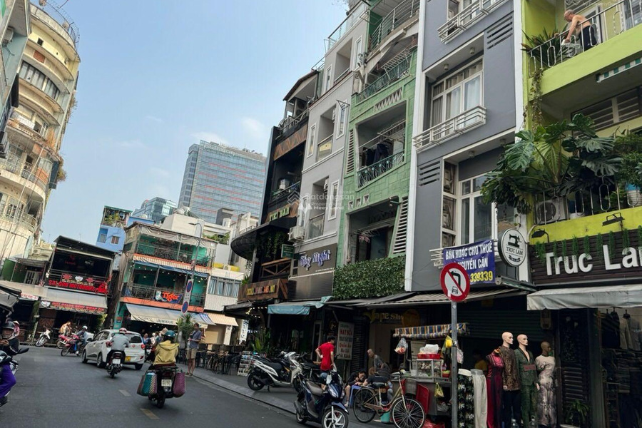 Vị trí đặt ngay ở Quận 1, Hồ Chí Minh bán nhà bán ngay với giá khởi đầu chỉ 28 tỷ diện tích chuẩn 62m2 cám ơn quý khách đã đọc tin cảm ơn đã xem tin-01