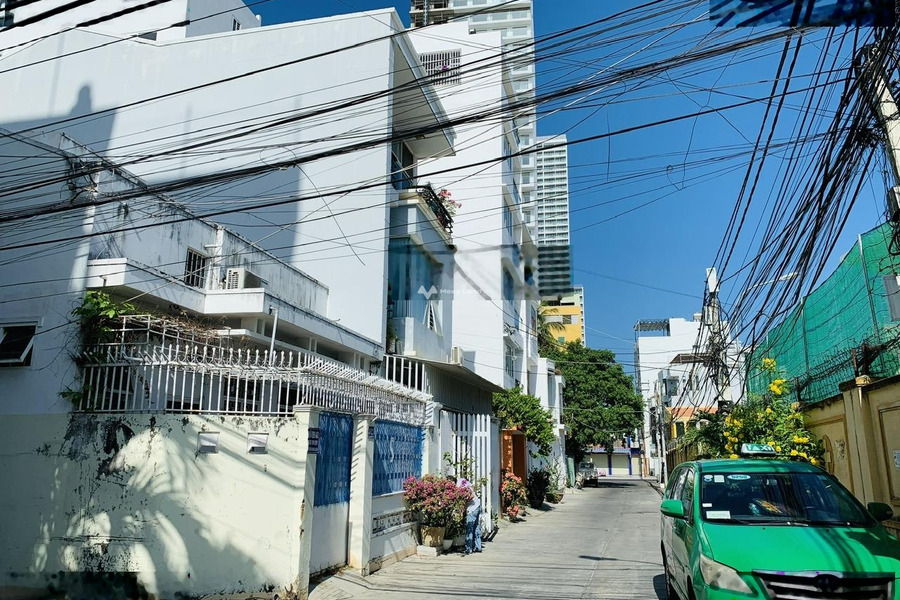 Bán nhà ở có diện tích chung là 64m2 bán ngay với giá thương mại 9.5 tỷ vị trí ở Trần Quang Khải, Nha Trang-01
