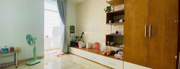 Nhà có 3 phòng ngủ cho thuê nhà ở diện tích gồm 108m2 thuê ngay với giá công khai chỉ 18 triệu/tháng ngay trên Đường B2, Khánh Hòa, hướng Bắc-03