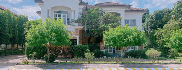 Cho thuê Biệt thự "Xanh" 900 m2 giá tốt tại Vani Villas Bình Dương -03