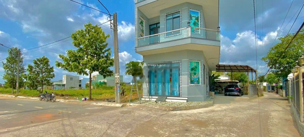 Bán đất diện tích 93m2 ở Phan Văn Mảng, Cần Đước