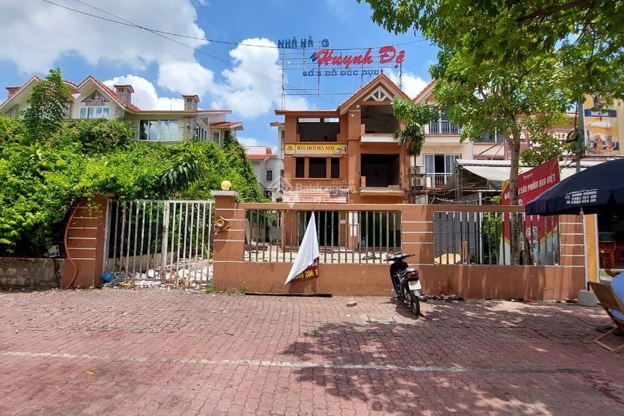 Cho thuê nhà ở diện tích thực tế 400m2 giá thuê bất ngờ chỉ 100 triệu/tháng mặt tiền tọa lạc ngay ở Nam Từ Liêm, Hà Nội-01