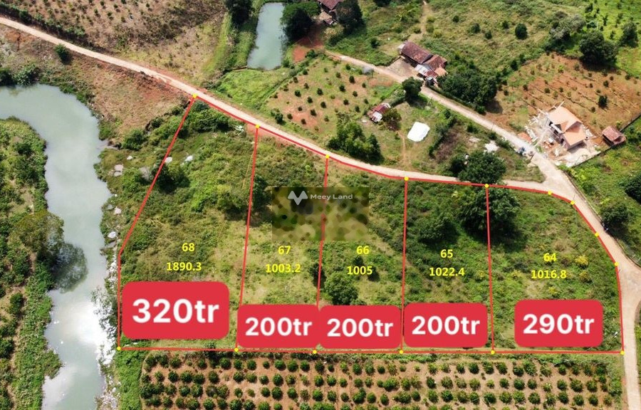 Từ 200 triệu bán đất có diện tích là 1022m2 vị trí mặt tiền gần Huyện KBang, Gia Lai-01