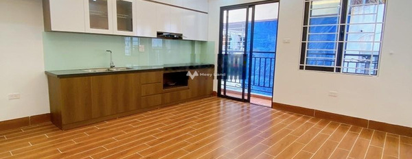 Bán nhà ở có diện tích rộng 40m2 vị trí thuận lợi nằm trên Ba Đình, Hà Nội-03