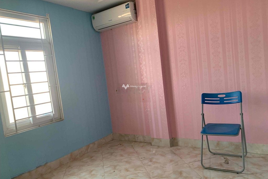 Có diện tích thực 62m2, cho thuê nhà ở vị trí ở Trần Hòa, Hà Nội, trong nhà bao gồm có 4 phòng ngủ, 3 WC hãy nhấc máy gọi ngay-01