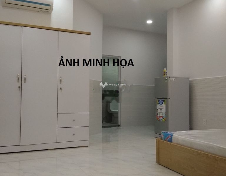 Cho thuê nhà diện tích rộng rãi 50m2 vị trí đặt ở Hòa Khê, Đà Nẵng thuê ngay với giá siêu mềm 12 triệu/tháng, nhà có tổng cộng 4 phòng ngủ, 4 WC-01