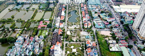 Nhìn chung gồm 2 PN, bán chung cư hướng Đông - Bắc tọa lạc ngay ở Thanh Trì, Hà Nội, trong căn hộ tổng quan gồm có 2 PN, 2 WC lh tư vấn thêm-03