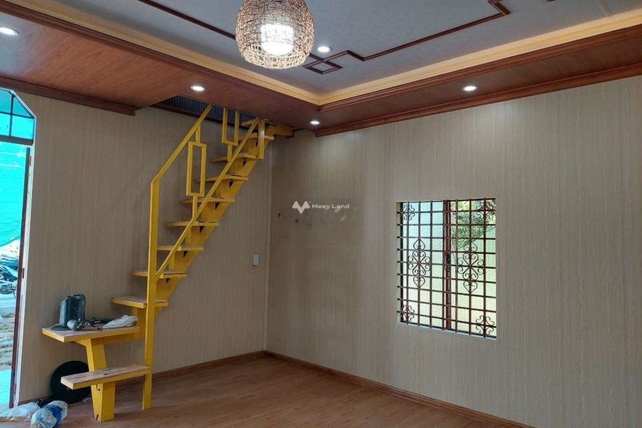Trong nhà gồm 4 PN, bán nhà ở diện tích 100m2 giá bán cực êm chỉ 650 triệu vị trí đẹp tọa lạc ở Tóc Tiên, Bà Rịa-Vũng Tàu-01