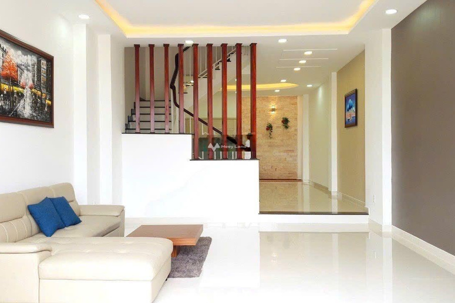 5.5 tỷ, bán liền kề diện tích chuẩn 85m2 ngay tại Long Trường, Hồ Chí Minh, hướng Bắc, tổng quan nhà này 4 phòng ngủ, 5 WC vị trí trung tâm-01