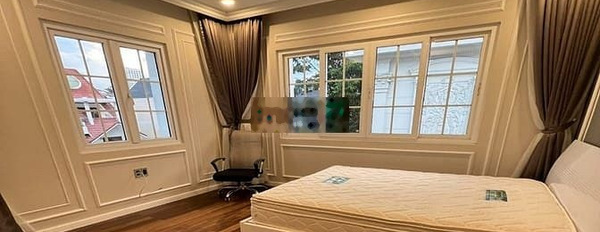 Bán biệt thự liên kế vườn Mỹ Kim 10,5*19m, Đ.đặng đức thuật, quận 7 -02