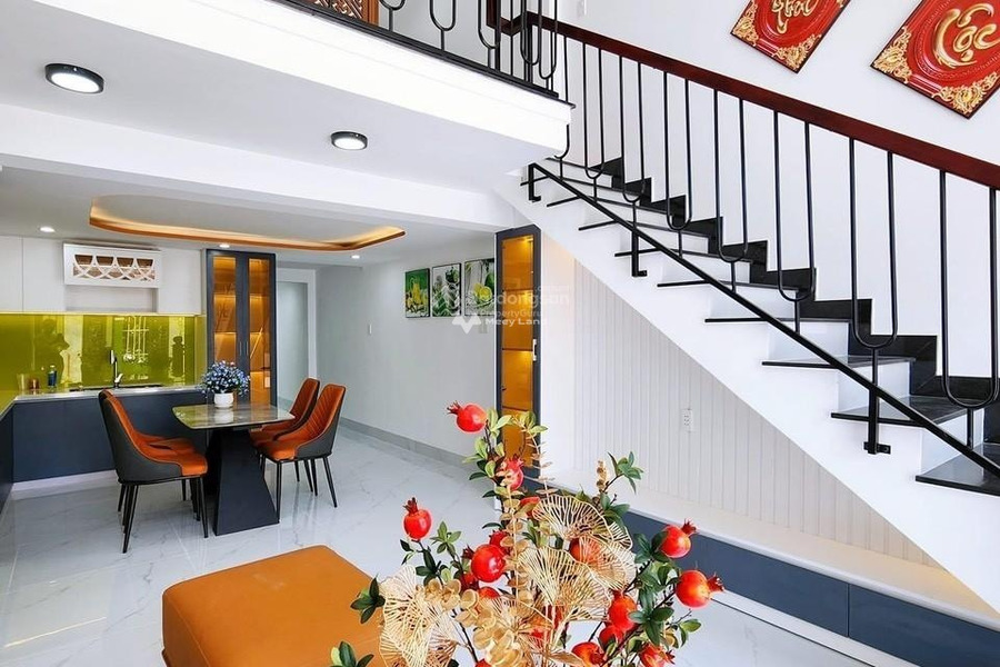 Bán nhà nằm ngay Hòa Phát, Cẩm Lệ bán ngay với giá vô cùng rẻ 2.65 tỷ có diện tích 90m2 tổng quan trong ngôi nhà 3 phòng ngủ-01