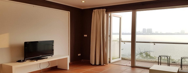Cho thuê căn hộ dịch vụ tại Yên Phụ, Tây Hồ, 100m2, 2 phòng ngủ, view hồ, đầy đủ nội thất-03