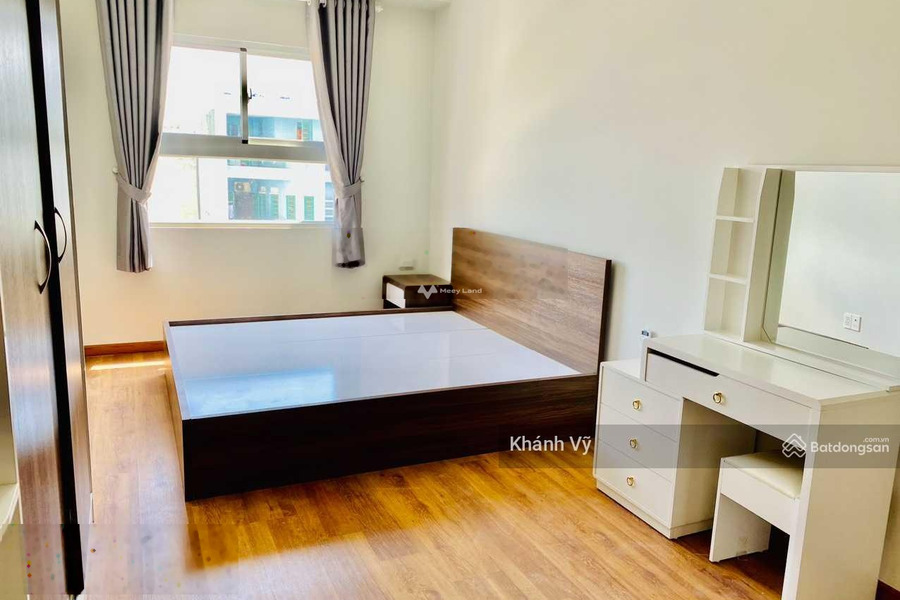 Cho thuê chung cư vị trí tiềm năng Tân Phú, Hồ Chí Minh, căn hộ bao gồm có 2 phòng ngủ, 2 WC vào ở ngay-01