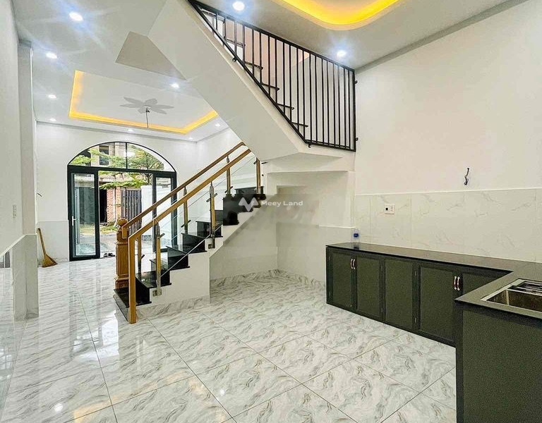Nhà gồm 3 phòng ngủ bán nhà ở có diện tích rộng 90m2 bán ngay với giá chốt nhanh 2.35 tỷ vị trí mặt tiền tọa lạc ở Bửu Long, Biên Hòa-01