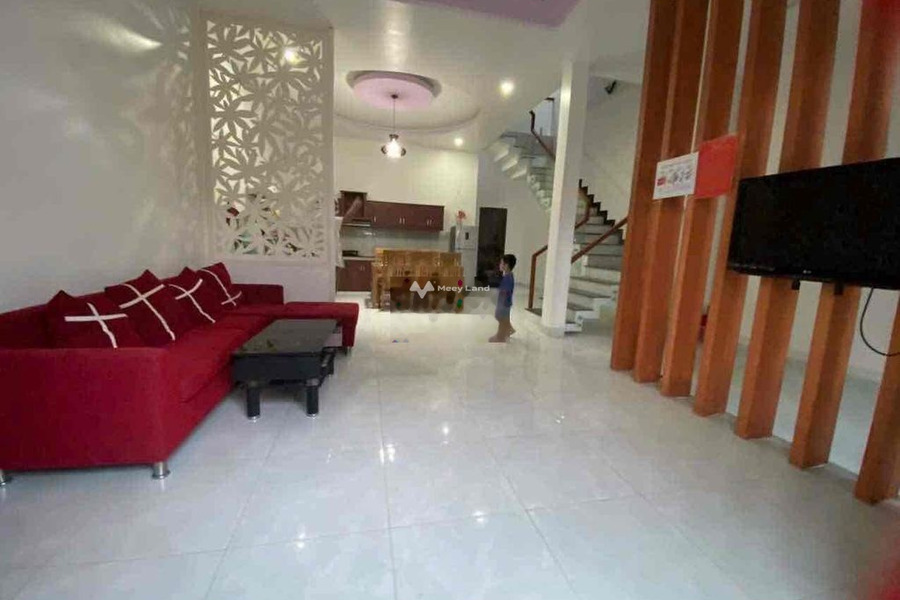 Cho thuê nhà ở có diện tích sàn 90m2 giá thuê cực mềm 15 triệu/tháng mặt tiền tọa lạc tại Mỹ An, Đà Nẵng-01