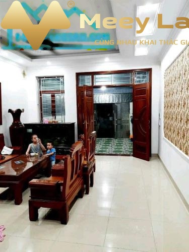 Bán nhà diện tích rộng 82 m2 tại Lộc Hạ, Nam Định vào ở ngay giá cơ bản 2.5 tỷ căn nhà gồm có 3 phòng ngủ-01