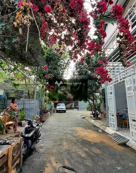 Giá thuê liền từ 5 triệu/tháng, cho thuê nhà diện tích thực là 30m2 vị trí đẹp tọa lạc gần Nguyễn Văn Tạo, Long Thới, nhà bao gồm 1 PN liên hệ liền-01