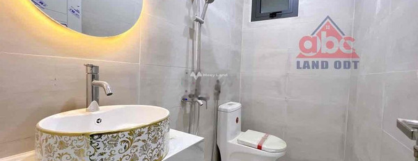 Giá bán đặc biệt chỉ 3 tỷ bán nhà có diện tích 65m2 vị trí đặt tại trung tâm Hố Nai, Đồng Nai trong nhà gồm có 3 PN 3 WC cảm ơn bạn đã đọc tin.-03