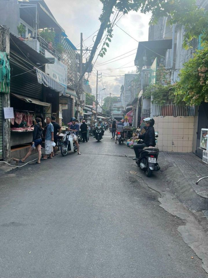 Bán đất quận Gò Vấp thành phố Hồ Chí Minh giá 3.9 tỷ-0