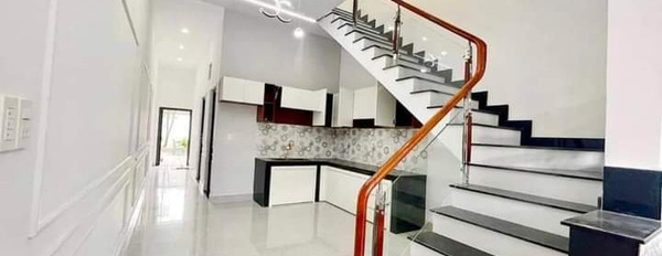 Nhà đẹp mặt tiền đường Hậu Giang, Cách chợ Phú Định 5 phút, 70m², giá 1,25 tỷ sổ hồng riêng-03