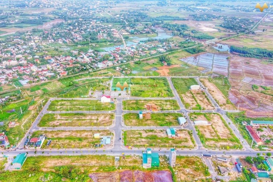 Giá khởi điểm từ 1.7 tỷ bán đất diện tích thực là 100 m2 vị trí mặt tiền tọa lạc ngay ở Huyện Tư Nghĩa, Tỉnh Quảng Ngãi, hướng Đông Nam-01
