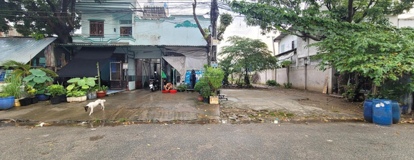 DT 330m2 bán nhà ở vị trí thuận lợi tọa lạc gần Thuận Giao, Thuận An nhìn chung bao gồm 21 PN 21 WC hỗ trợ mọi thủ tục miễn phí-02