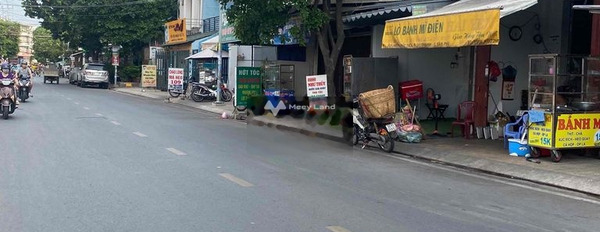 Nhìn chung gồm 4 phòng ngủ bán nhà bán ngay với giá thương lượng chỉ 11 tỷ có diện tích 100m2 vị trí thuận lợi tại Tây Thạnh, Hồ Chí Minh-03