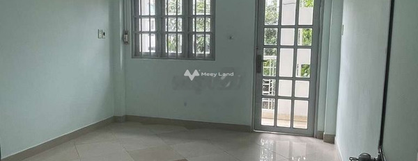 Nhà gồm 4 PN cho thuê nhà ở có diện tích thực 50m2 giá thuê chỉ 11 triệu/tháng vị trí đặt ở trung tâm Nguyễn Thị Thập, Quận 7-03