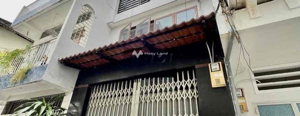 Nhà 4 PN, cho thuê nhà, thuê ngay với giá chính chủ 18 triệu/tháng diện tích rộng 40m2 vị trí thuận lợi tọa lạc tại Nguyễn Ngọc Lộc, Quận 10-02