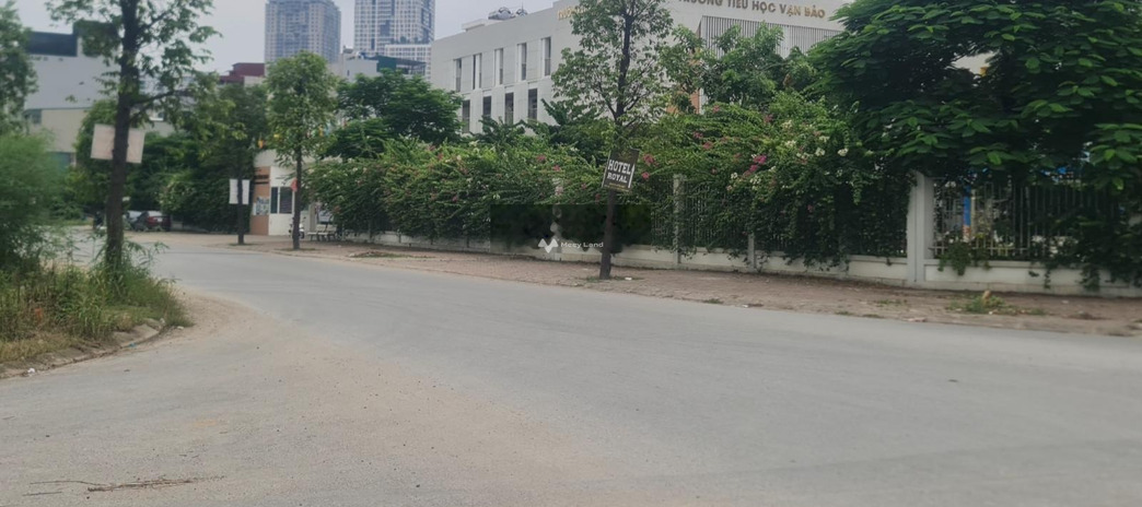 Cần bán đất tại Vạn Phúc, Hà Nội. Diện tích 50m2