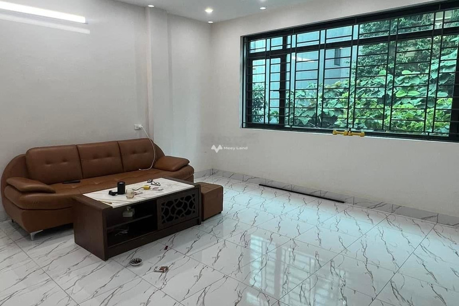 Bán nhà diện tích chuẩn 50m2 vị trí mặt tiền ở Hà Đông, Hà Nội bán ngay với giá êm 9.5 tỷ tổng quan bên trong ngôi nhà 5 PN, 4 WC-01