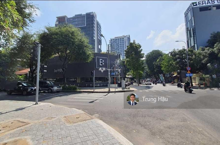 Bán căn nhà tọa lạc tại Quận 1, Hồ Chí Minh bán ngay với giá cực mềm chỉ 250 tỷ diện tích rộng 345m2 lh xem trực tiếp-01