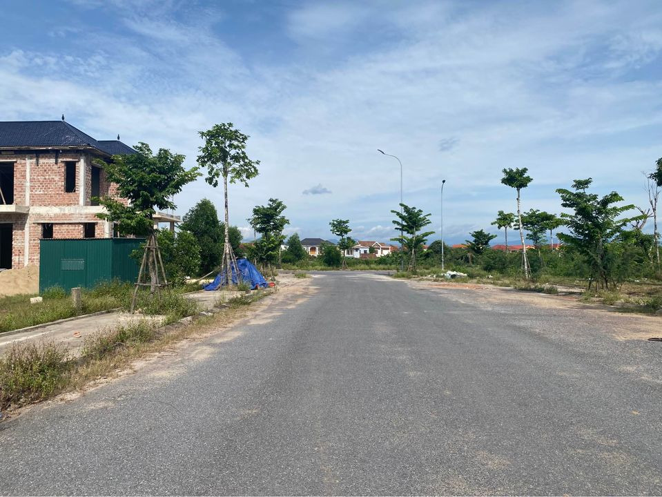 Bán đất thành phố Đồng Hới tỉnh Quảng Bình giá 2.0 tỷ-2