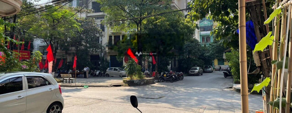 Nhà này bao gồm 6 PN, bán nhà ở có diện tích gồm 55m2 giá bán cực kì tốt 12 tỷ gần Nguyễn Cảnh Dị, Hà Nội-02