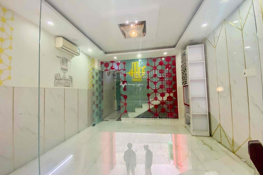 Vị trí ngay trên Tân Sơn Nhì, Tân Phú cho thuê sàn văn phòng diện tích khoảng là 20m2 nội thất liền tường Hoàn thiện cơ bản-01