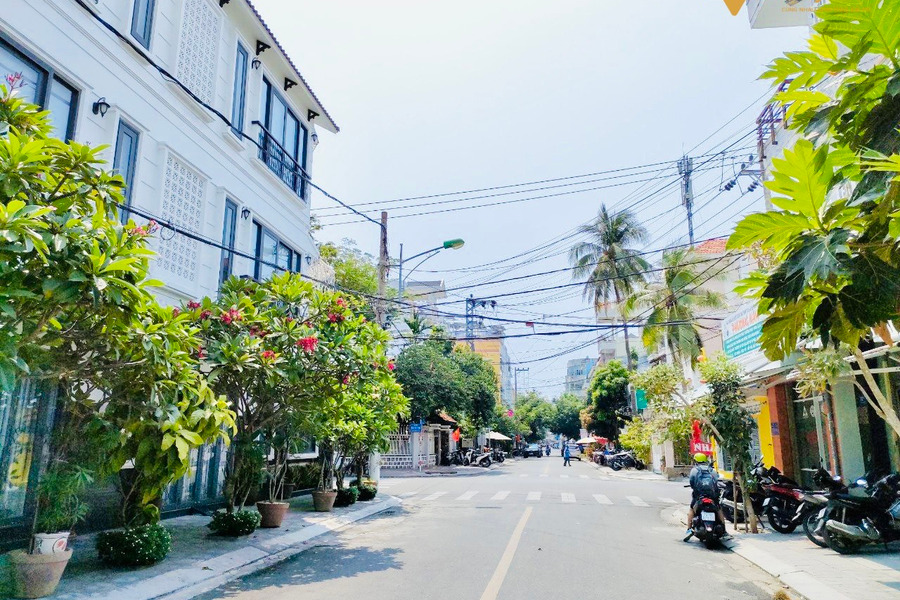 Nhà phố mặt tiền đường Nguyễn Hữu Huân, Nha Trang vừa ở vừa kinh doanh-01