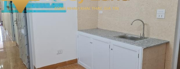 Cho thuê phòng trọ Đường Cầu Noi, Quận Bắc Từ Liêm, diện tích 30m2, giá 3 triệu/tháng-03