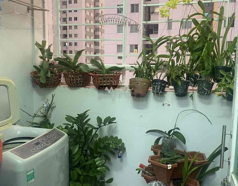 Bán căn hộ vị trí đẹp tọa lạc ngay trên Phạm Hữu Lầu, Hồ Chí Minh, trong căn hộ gồm 1 PN, 1 WC nhà bao mới-01
