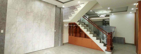 Bán nhà ở diện tích chuẩn 80m2 bán ngay với giá hấp dẫn 6 tỷ mặt tiền nằm ở Nguyễn Văn Quang, Hưng Thạnh-02