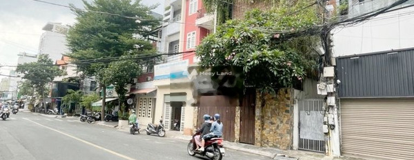 Nhà có 2 PN cho thuê nhà ở Diện tích nền 108m2 thuê ngay với giá tốt nhất 35 triệu/tháng vị trí đặt tọa lạc ngay ở Quận 10, Hồ Chí Minh-03